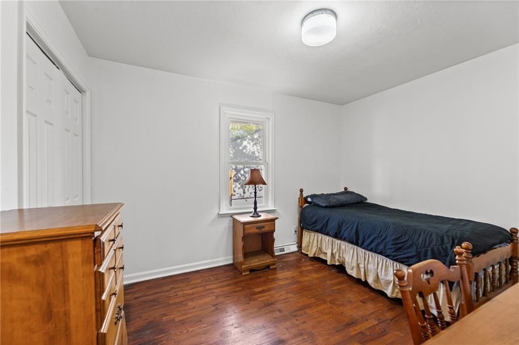 401 S Madison Street — photo 11