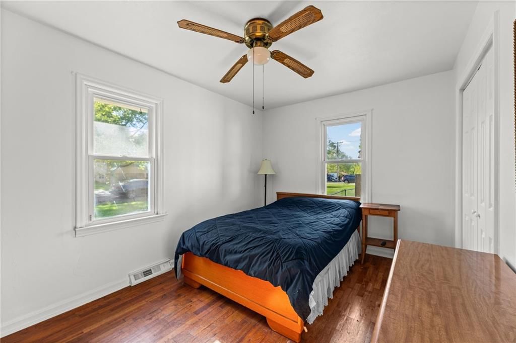 401 S Madison Street — photo 15