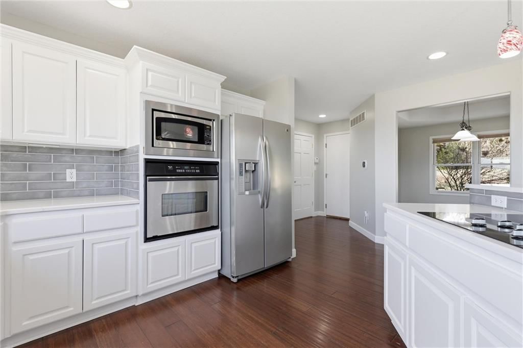 1902 E 300 Road — photo 11