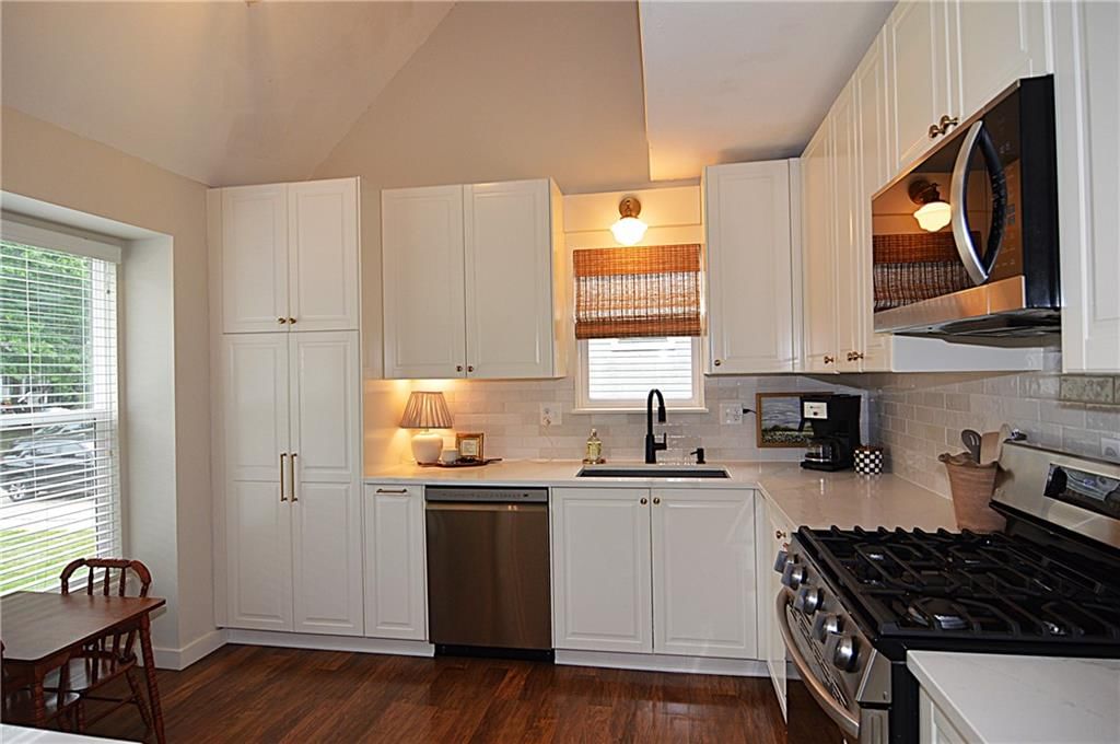 13908 S Brookwood Court — photo 11
