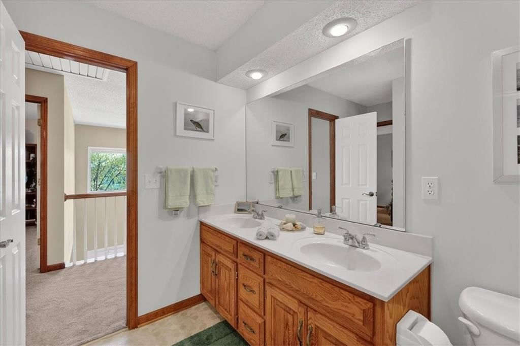 13162 England Street — photo 30