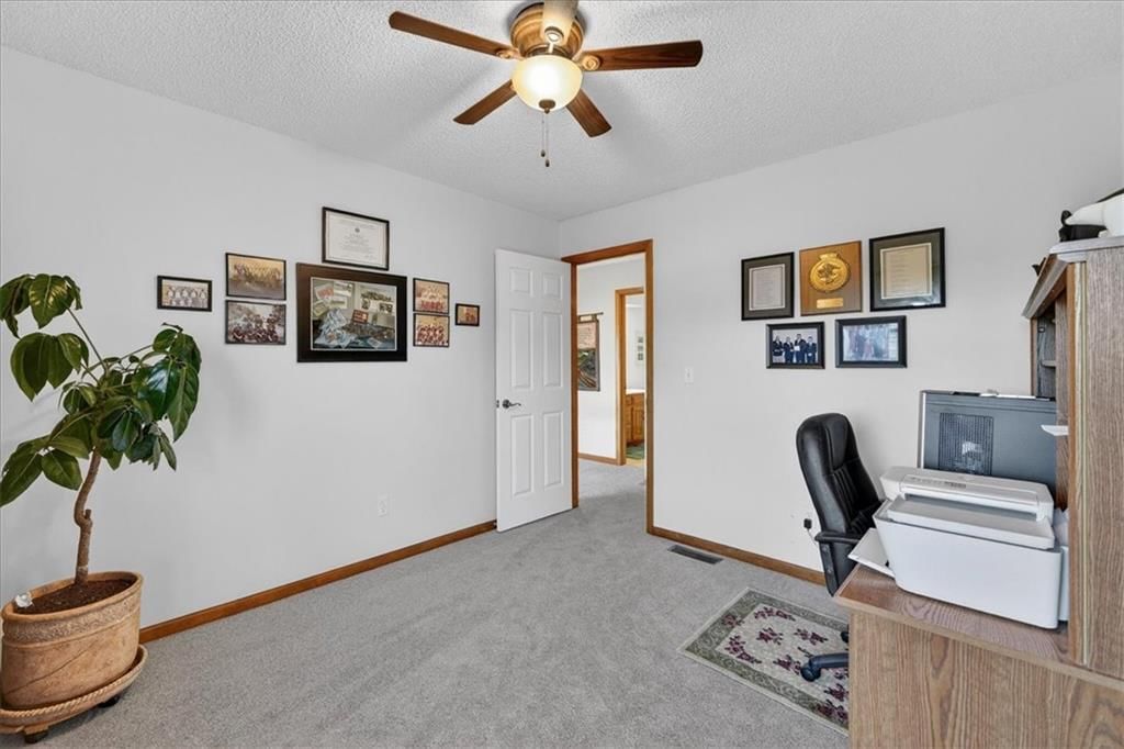 13162 England Street — photo 36