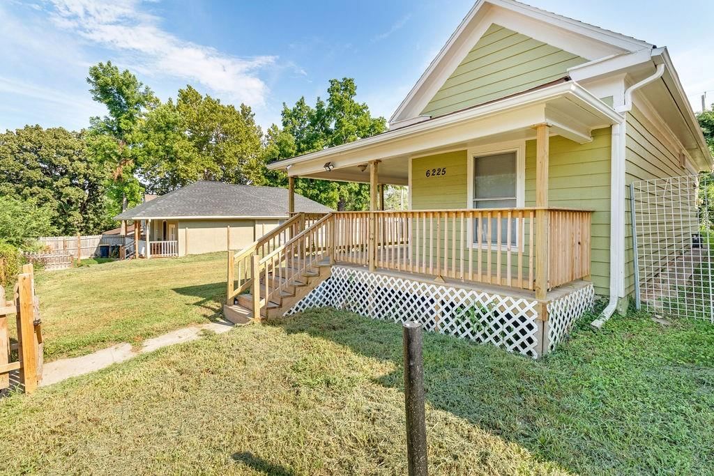 6225 E 10th and 6227 Street — photo 1
