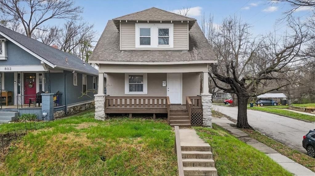 800 Bales Court — photo 1