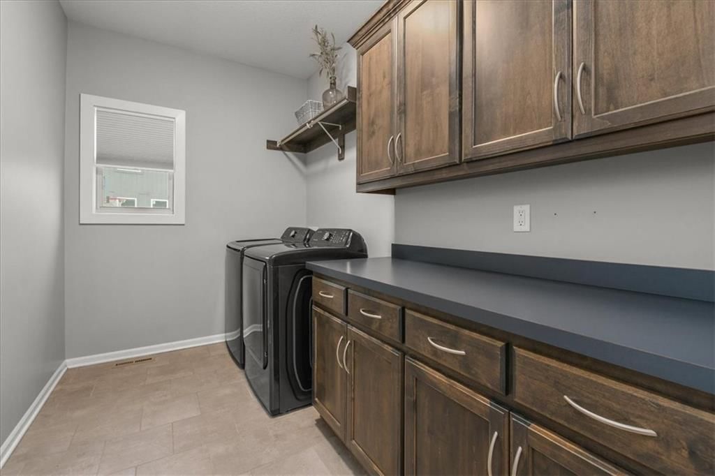 1205 SE Woodbine Drive — photo 25