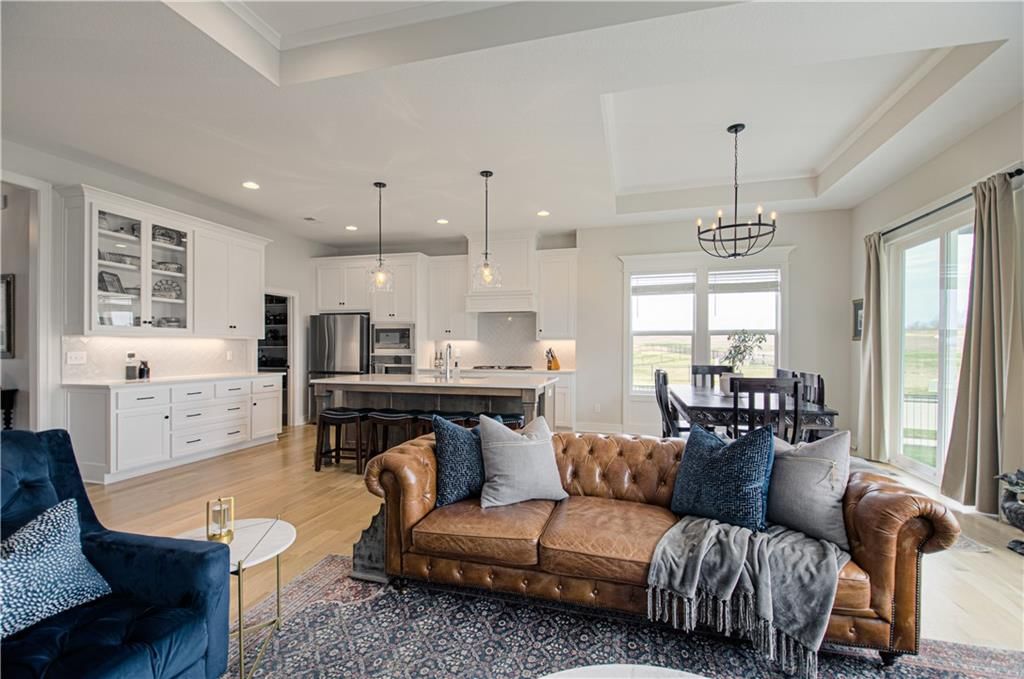 1542 SW Arbor Park Drive — photo 8