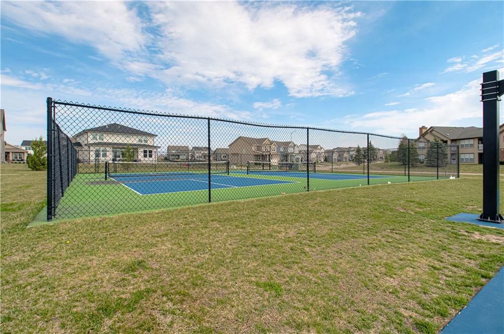 1542 SW Arbor Park Drive — photo 50