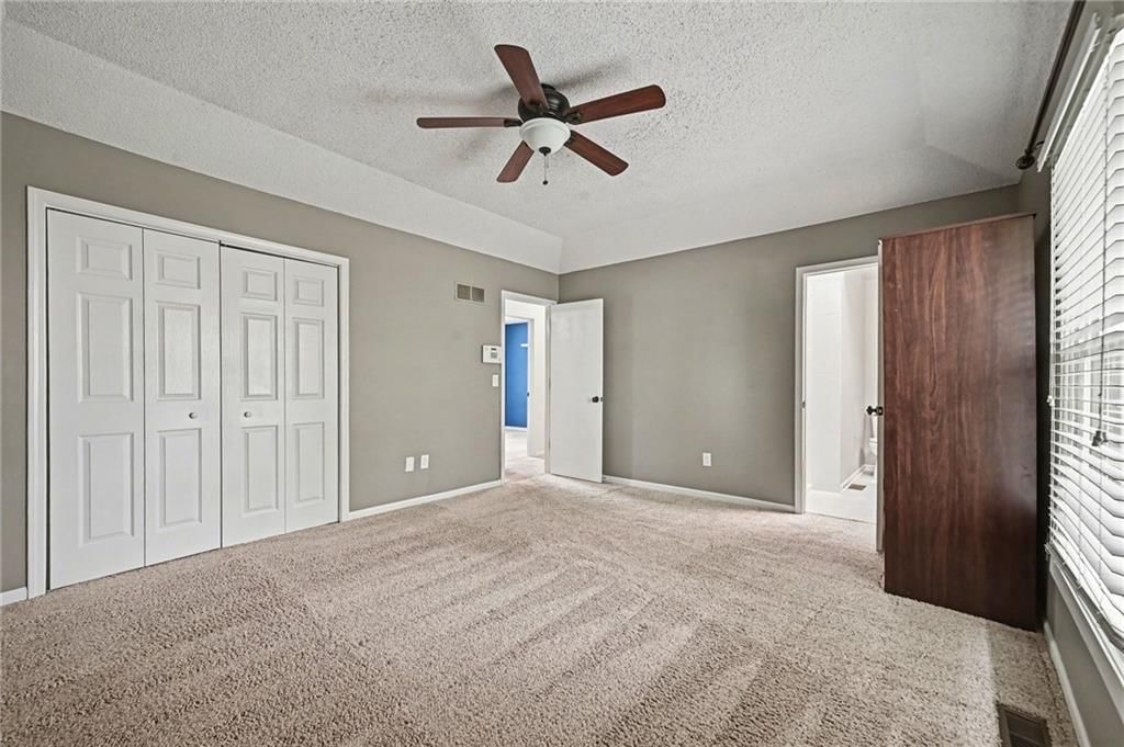 8529 N Virginia Avenue — photo 13