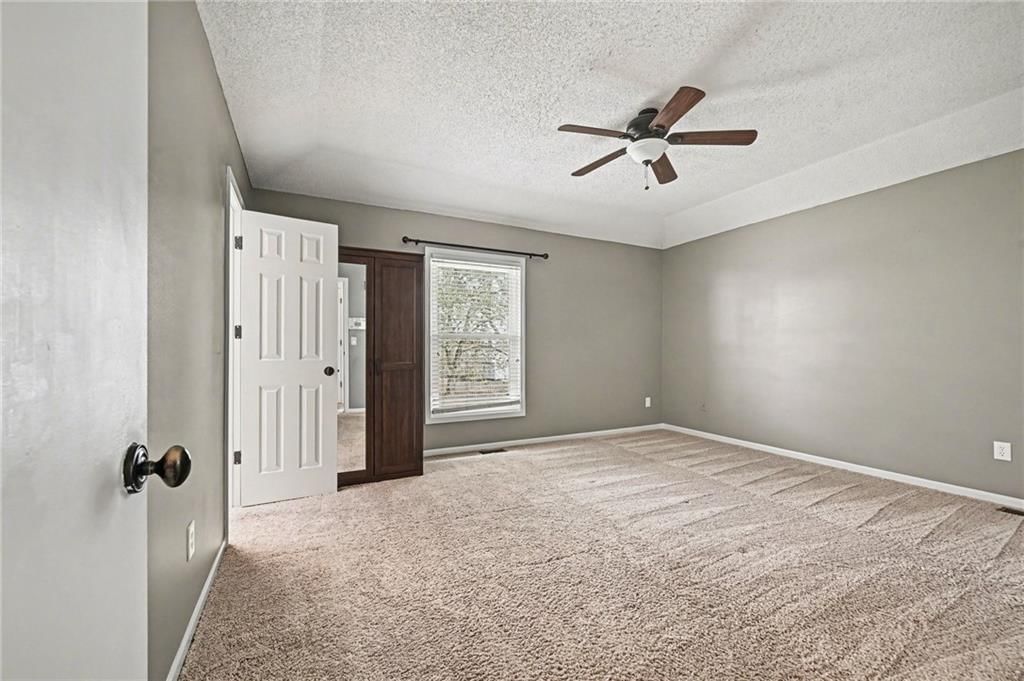 8529 N Virginia Avenue — photo 14