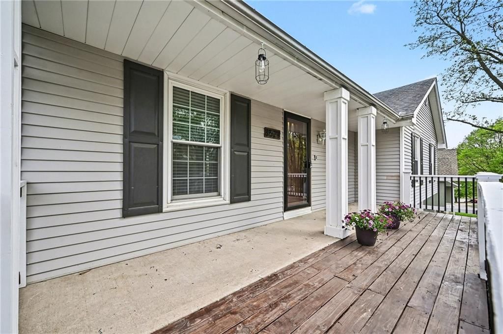 8529 N Virginia Avenue — photo 34