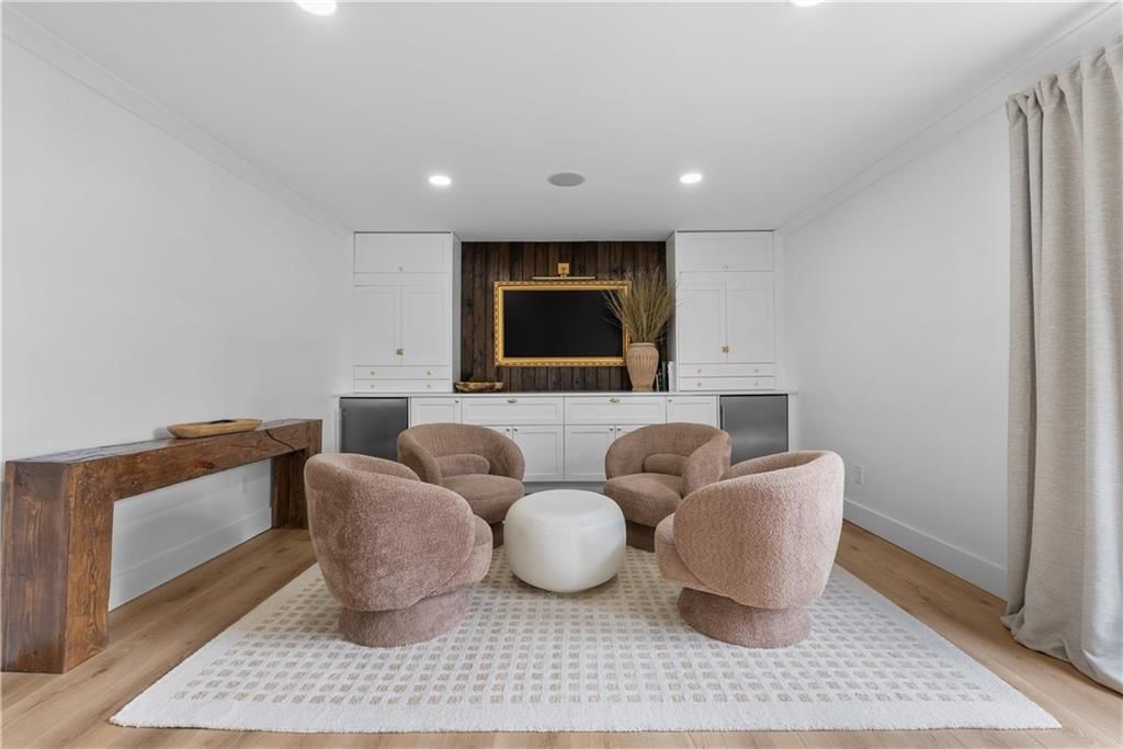 225 NW Hickory Street — photo 30