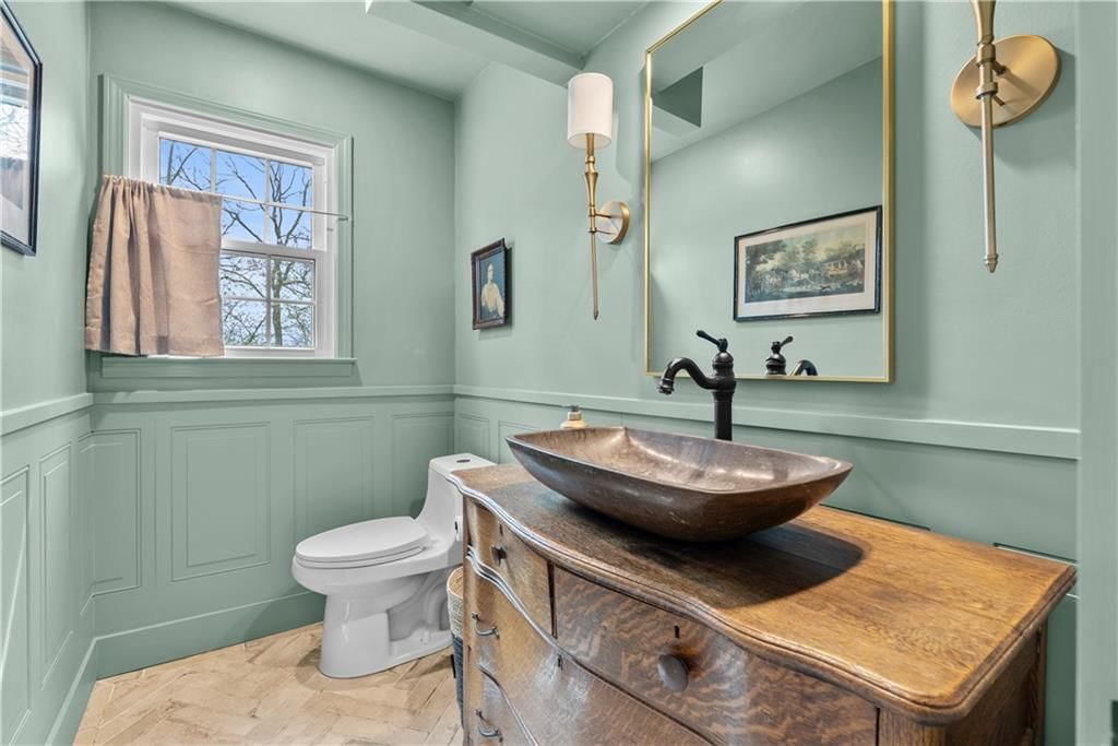 225 NW Hickory Street — photo 36