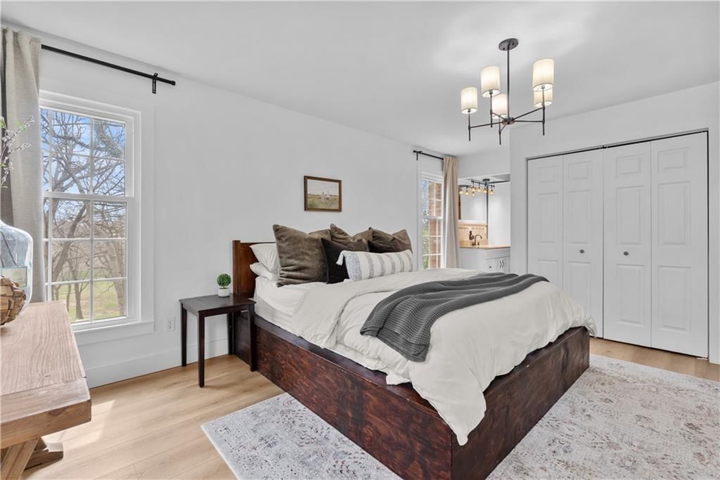 225 NW Hickory Street — photo 39