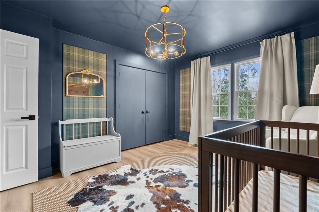 225 NW Hickory Street — photo 53