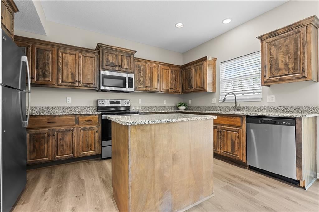 20208 E 23rd Terrace Court S — photo 13
