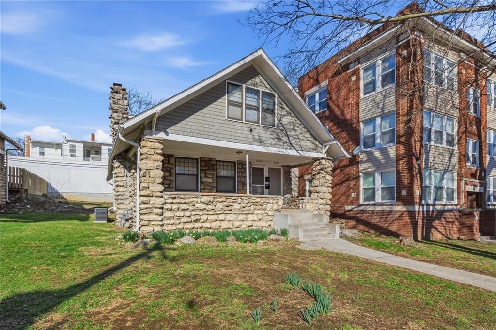4230 Locust Street — photo 1