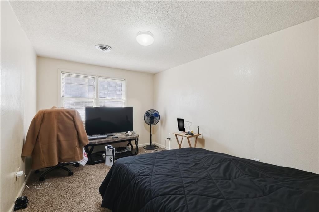 4230 Locust Street — photo 18