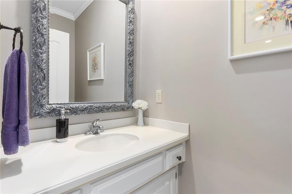 10200 Magnolia Lane — photo 30