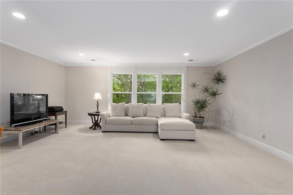 10200 Magnolia Lane — photo 34