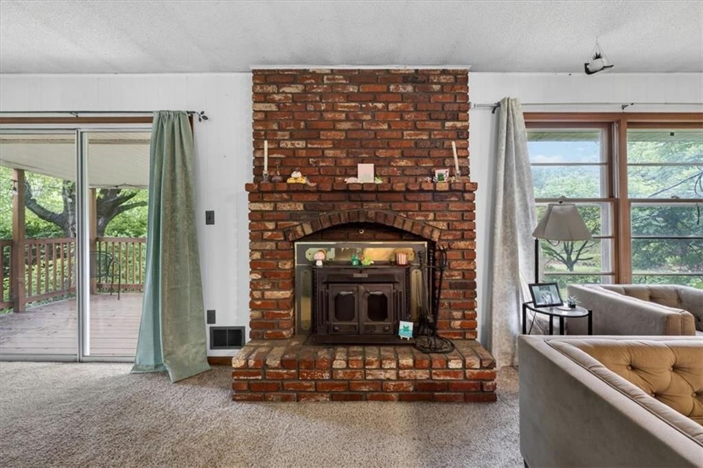 413 SW SUNSET Drive — photo 13