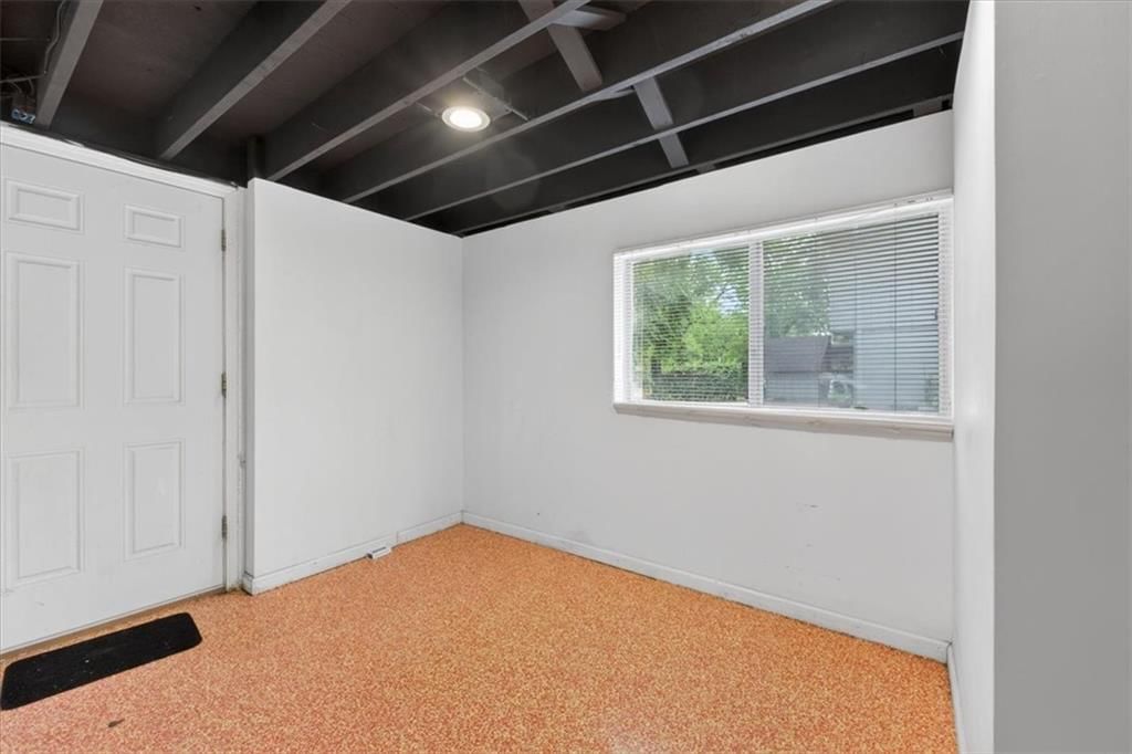 413 SW SUNSET Drive — photo 23