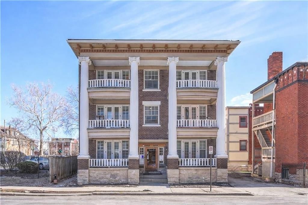 3433 Central Street, Kansas City, MO