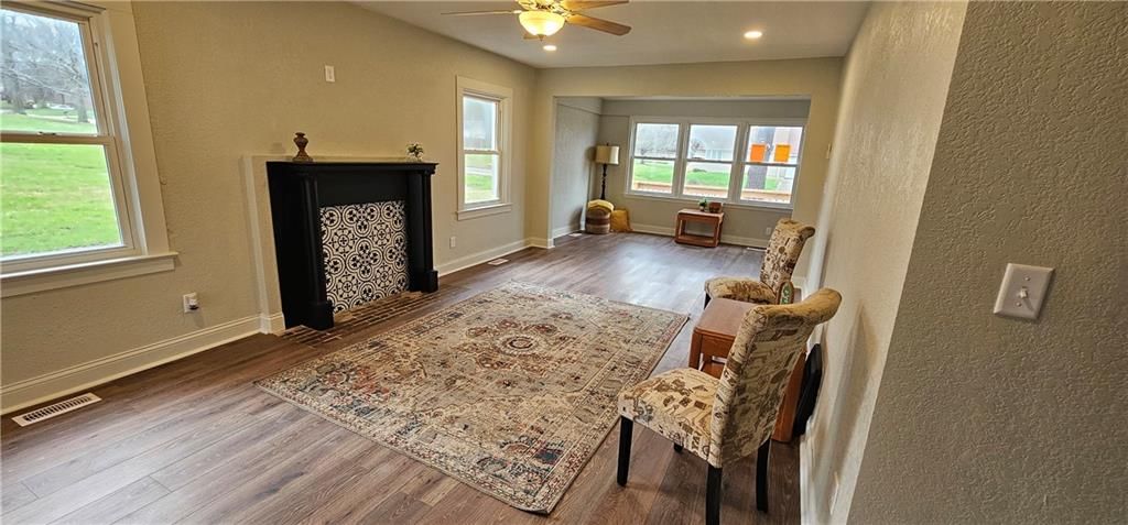 1600 Country Club Drive — photo 21