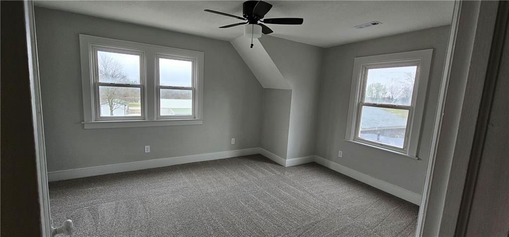 1600 Country Club Drive — photo 37