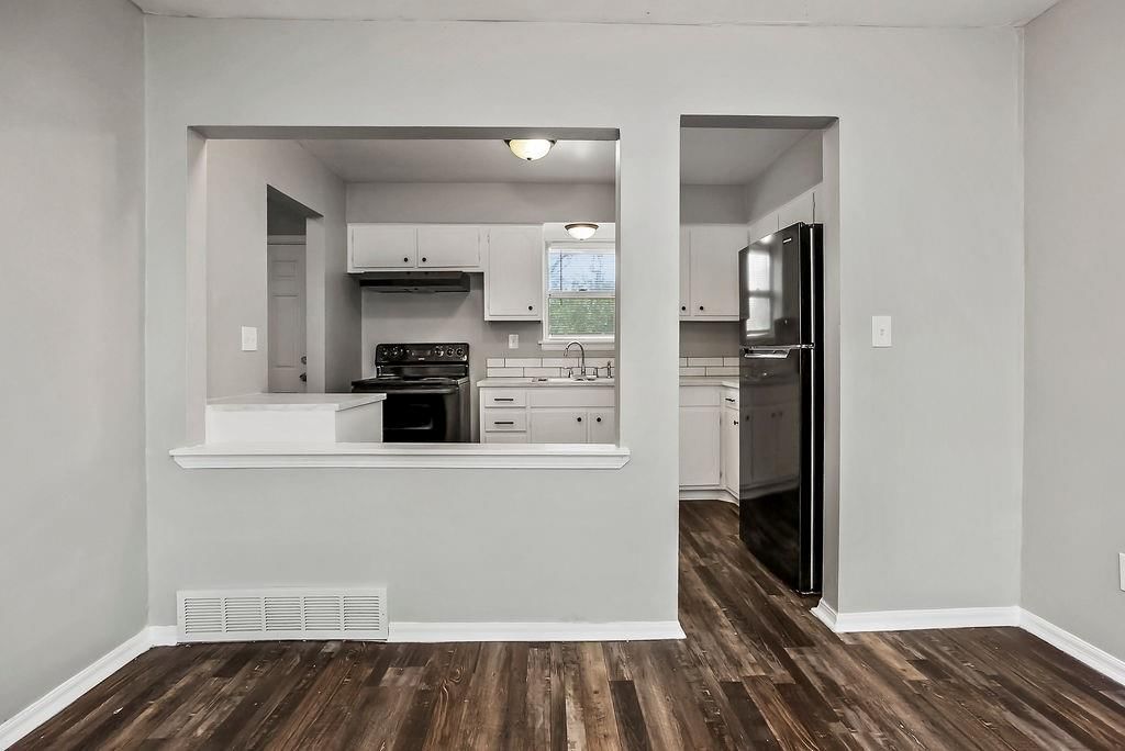 212 N Oak Drive — photo 20