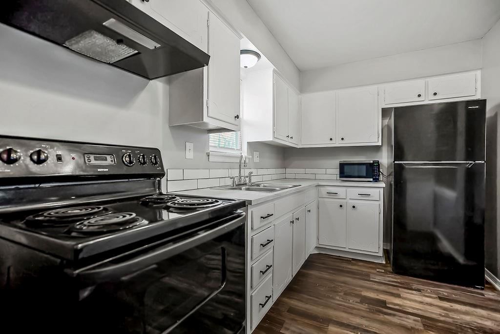 212 N Oak Drive — photo 22
