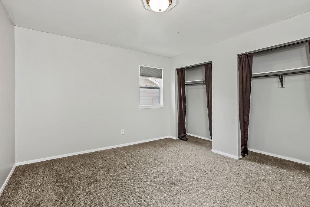 212 N Oak Drive — photo 28