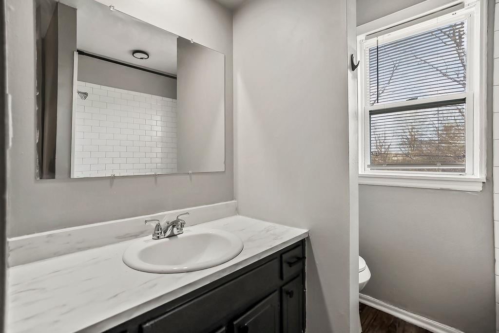 212 N Oak Drive — photo 29