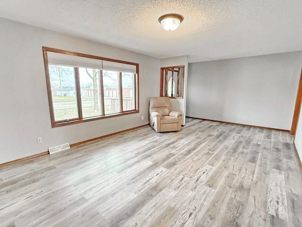 1303 S Forest Street — photo 11