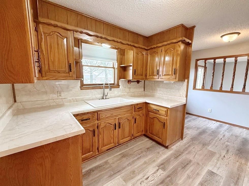 1303 S Forest Street — photo 20