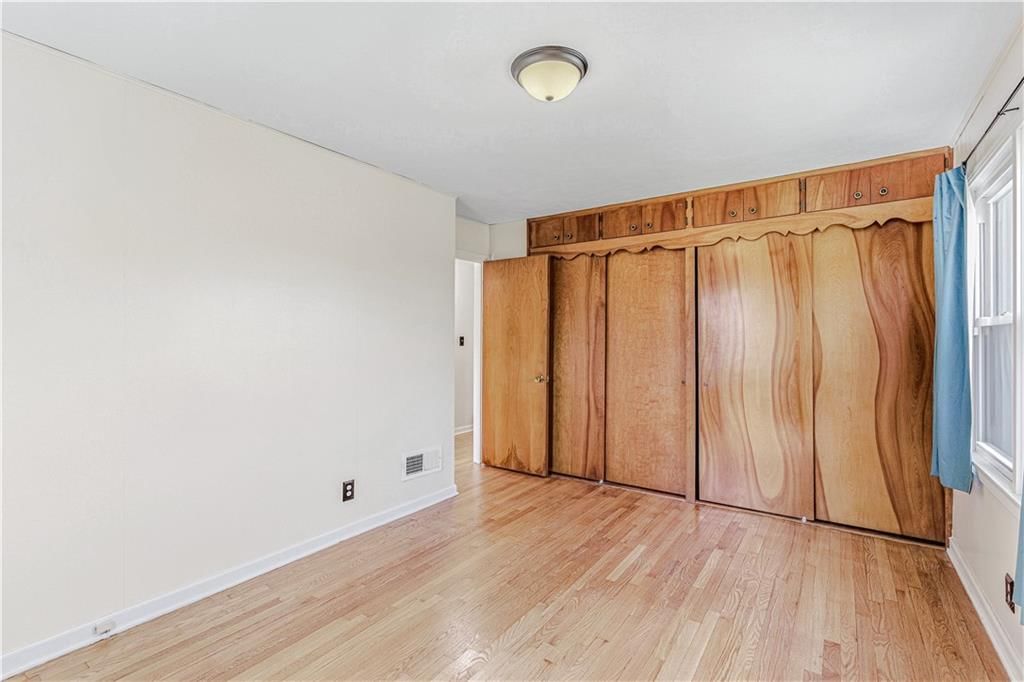 9805 E Linwood Boulevard — photo 13