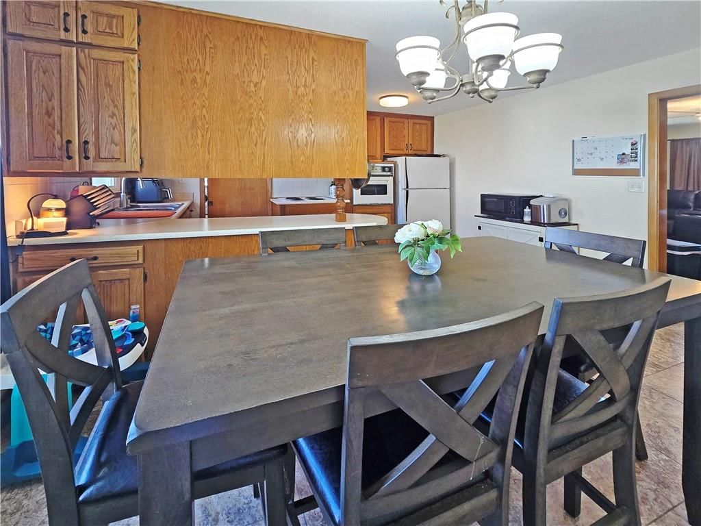 623 Christopher Street — photo 8