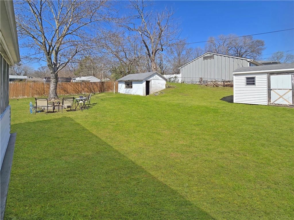 623 Christopher Street — photo 24