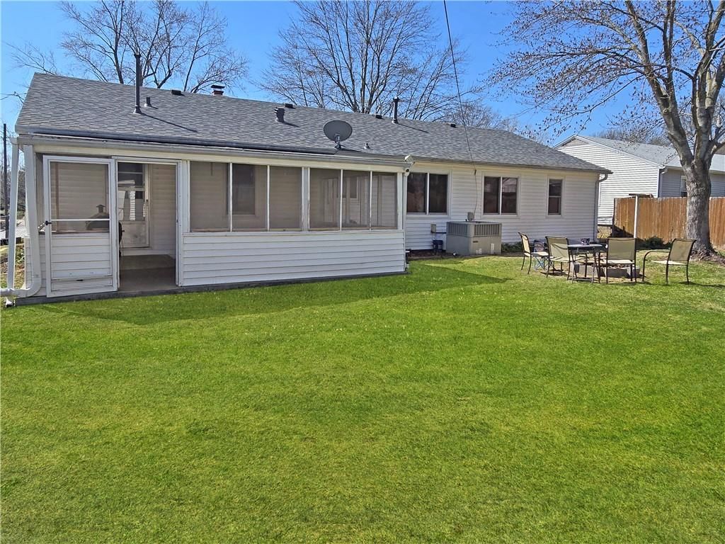 623 Christopher Street — photo 28