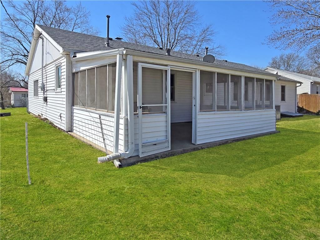 623 Christopher Street — photo 29