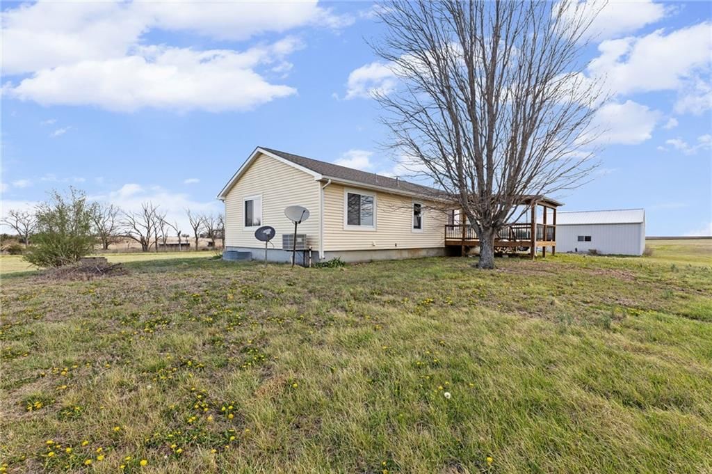 3080 Ellis Road — photo 32