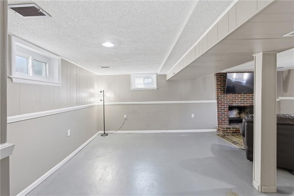 1619 Woodland Boulevard — photo 26