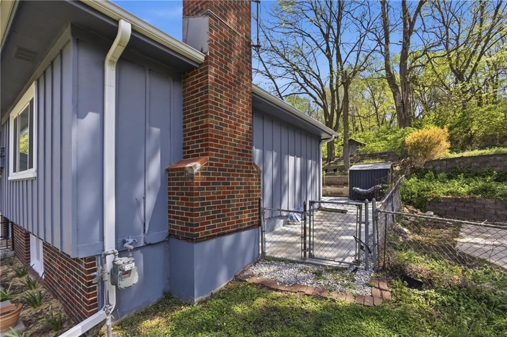1619 Woodland Boulevard — photo 37