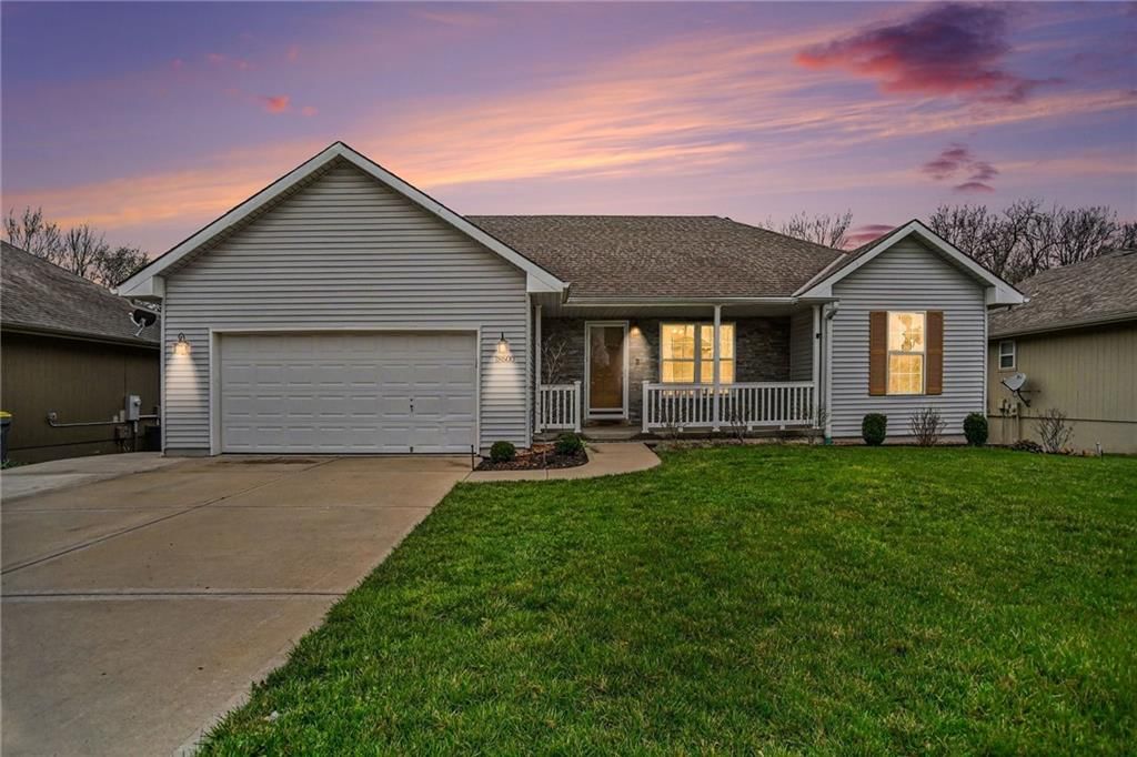 18600 Woodruff Street, Smithville, MO