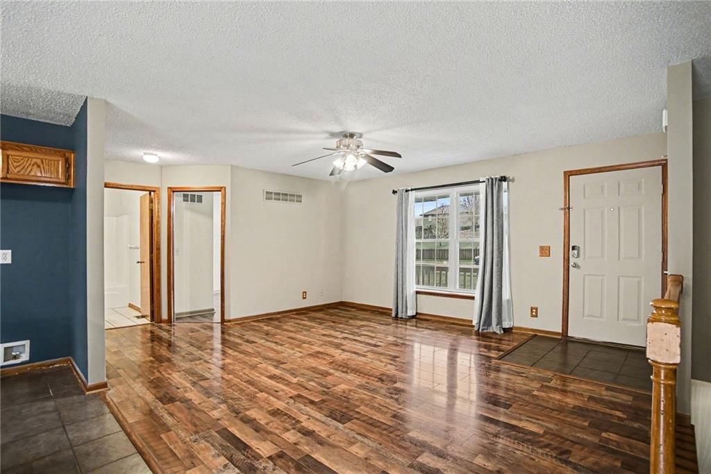 18600 Woodruff Street — photo 8