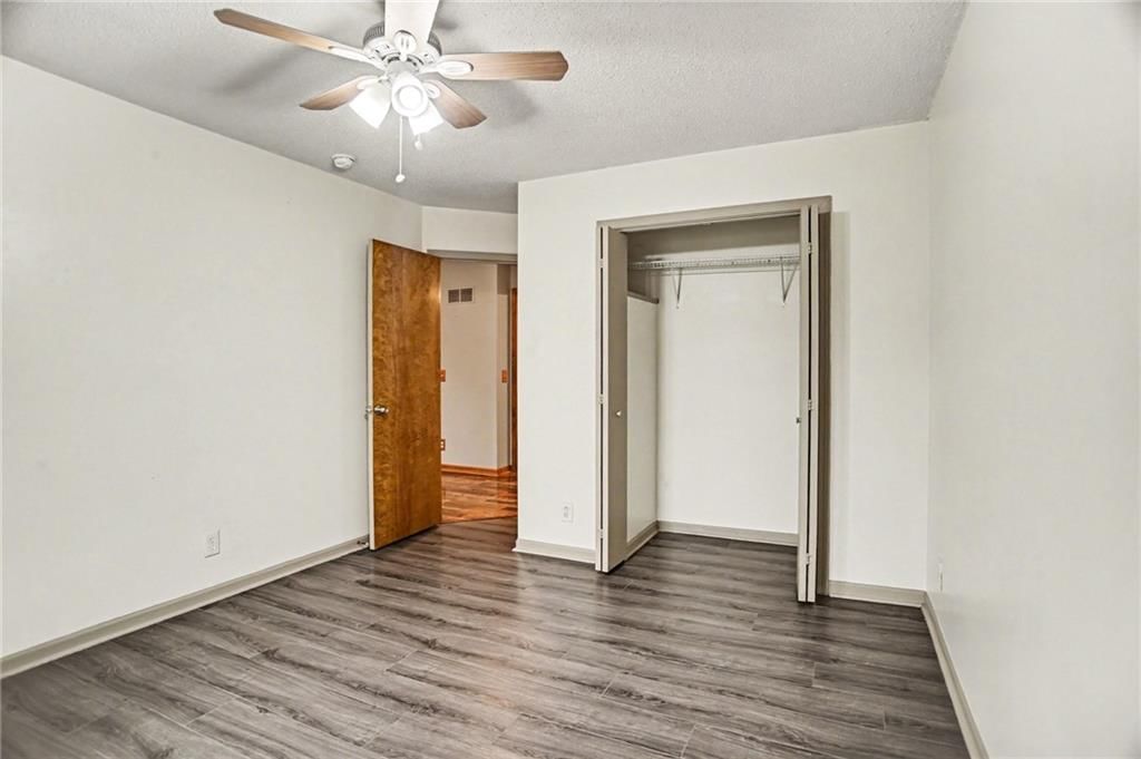 18600 Woodruff Street — photo 14