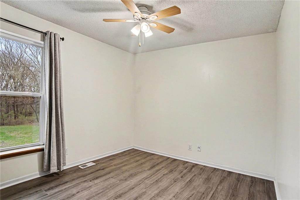 18600 Woodruff Street — photo 15