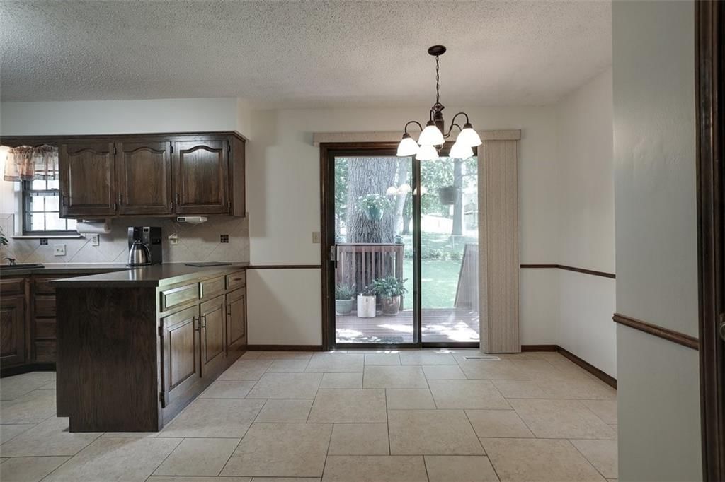 4605 N Brooklyn Avenue — photo 6