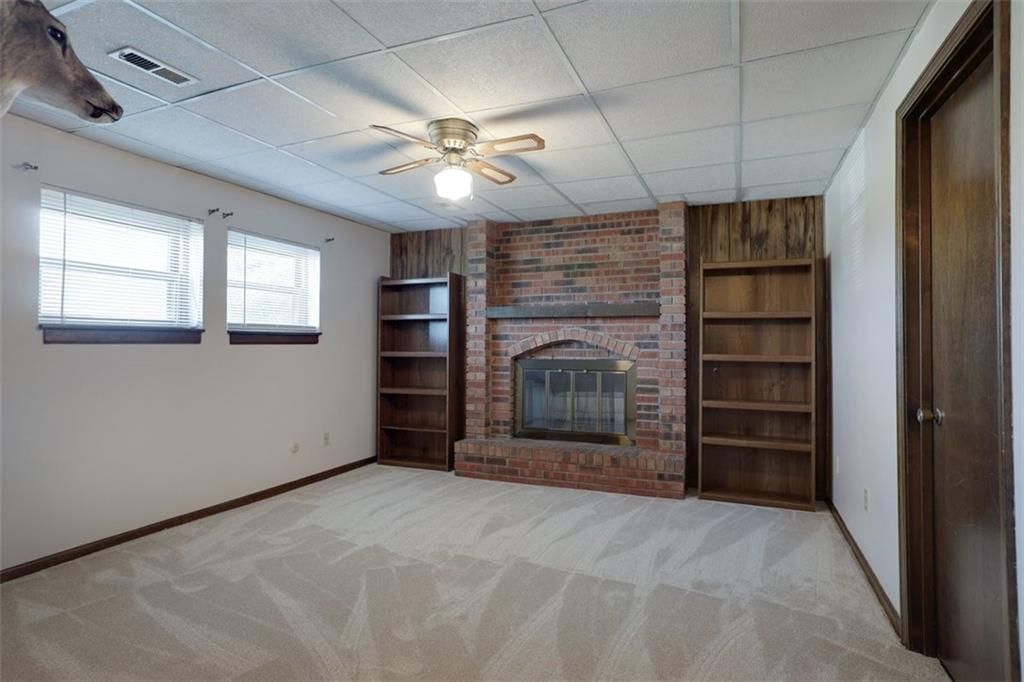 4605 N Brooklyn Avenue — photo 19