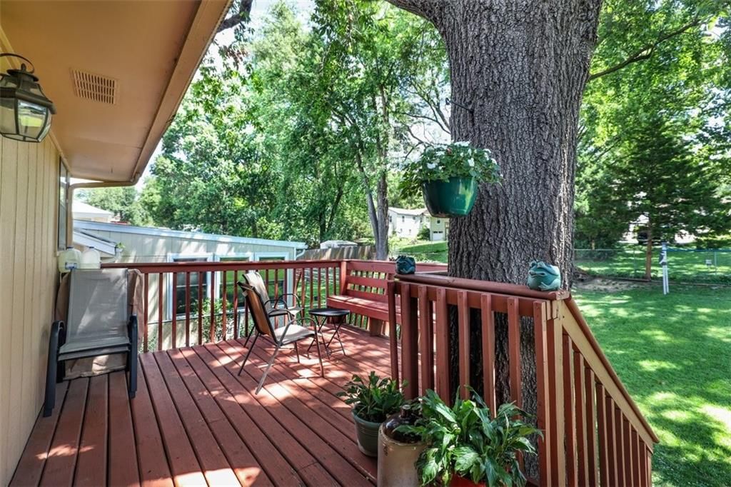 4605 N Brooklyn Avenue — photo 26