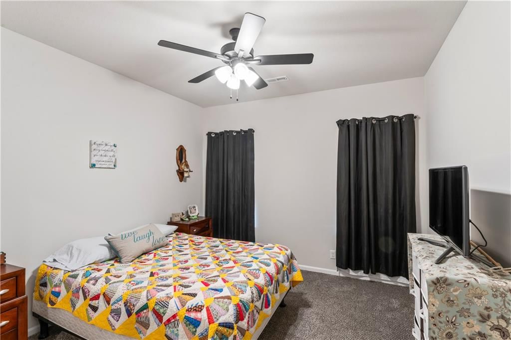 2104 Crestview Place — photo 18